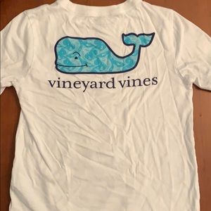 Vineyard Vines t-shirt